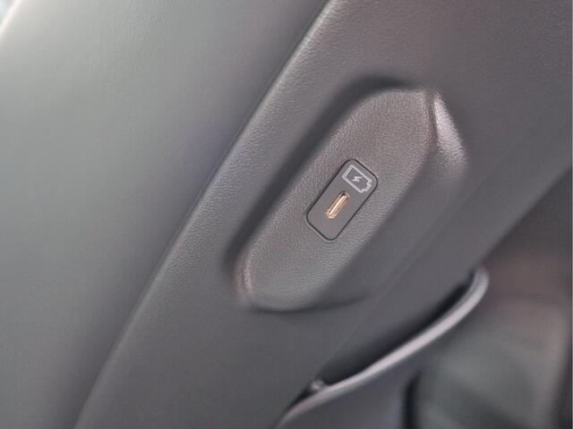 KIA EV3 Plus Advanced 81.4 kWh Snel leverbaar! Navi+BT+Cam Stoel+Stuurverw. Leder LED 19''LMV 10 jr. Garantie