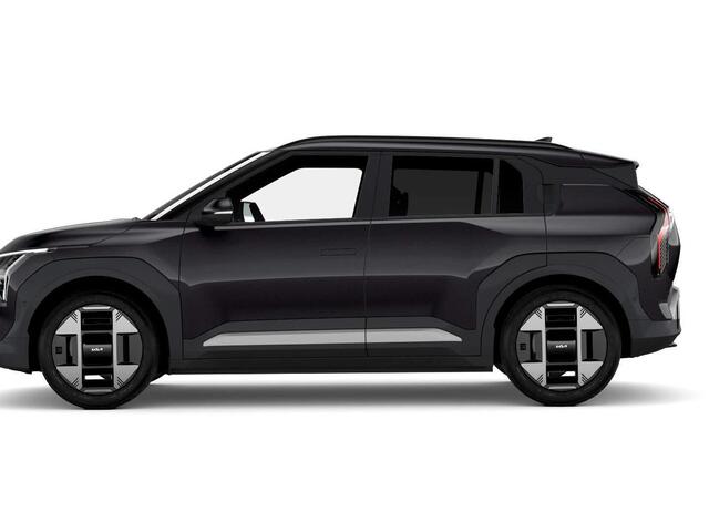 KIA EV3 Plus Advanced 81.4 kWh | Levering Juni | 600km Rijbereik | Navi | 19" | Adapt. Cruise | Clima | Schuif/Kanteldak | Stoel&Stuurverw. | Priv Glass | BSM | Harman Kardon | Private Lease ¤ 616,- Actie !