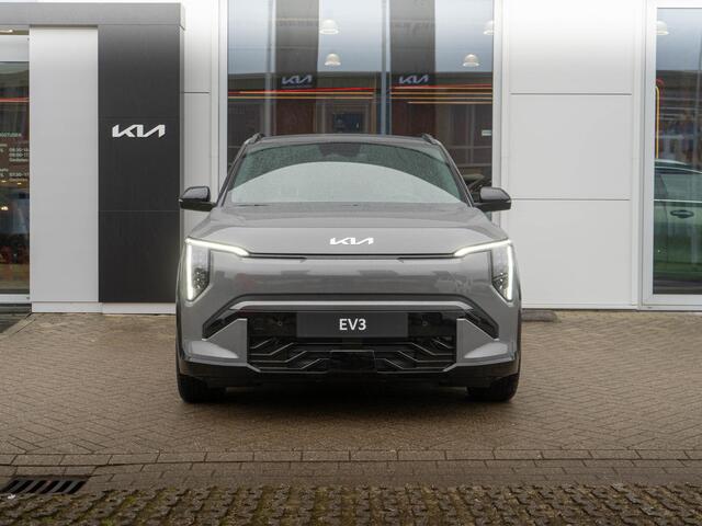 KIA EV3 GT-Line 81.4 kWh | OP VOORRAAD SNEL RIJDEN | Schuif kantel dak | Navigatie | Stoel en stuur verwarming |