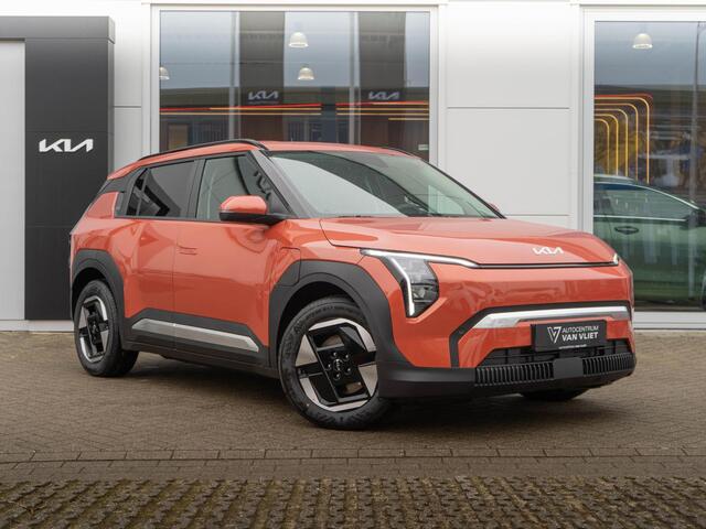 KIA EV3 Plus 81.4 kWh | Navigatie | Stoel en stuurverwarming | PDC voor en achter |