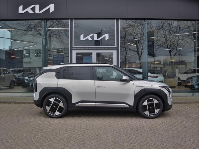 KIA EV3 Plus Advanced 81.4 kWh Navi+BT+Cam Stoel+Stuurverw. Leder LED 19''LMV 10 jr. Garantie