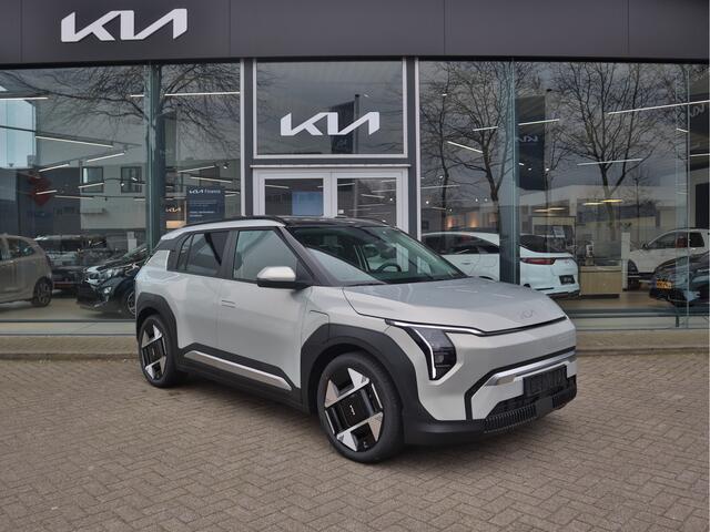 KIA EV3 Plus Advanced 81.4 kWh Navi+BT+Cam Stoel+Stuurverw. Leder LED 19''LMV 10 jr. Garantie