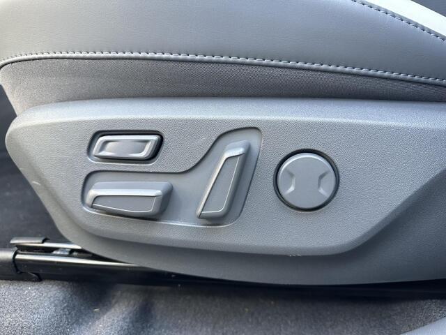 KIA EV3 GT-PlusLine 81.4 kWh | Direct Leverbaar!!! | KM-stand kan oplopen | Super Complete Uitvoering | Enz...