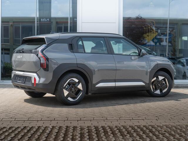 KIA EV3 Plus 81.4 kWh | Op VOOORRAAD DIRECT LEVERBAAR | Stoel en stuurverwarming | Dodehoek assistentie |