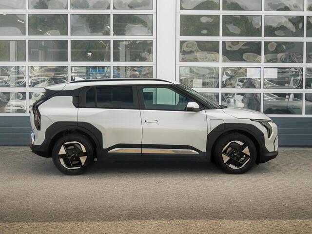 KIA EV3 Plus 58.3 kWh | Uit voorraad leverbaar | Digital key | Rijk uitgerust!