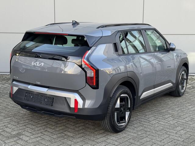 KIA EV3 Air 58.3 kWh | Snel leverbaar | Stoel/Stuurverwarming | Navigatie | Dodehoekdetectie | Led Koplampen |