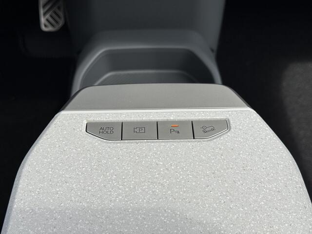 KIA EV3 GT-Line 81.4 kWh | Panoramaschuifdak | Harman Kardon | LED-koplampen | Verwarmbare achterbank | Ambient lighting |