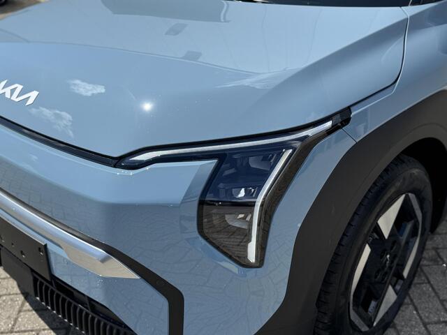 KIA EV3 Plus 58.3 kWh | Privacy Glass | Adaptive Cruise | Stoel- en stuurwielverwarming | Dodehoekassistentie |