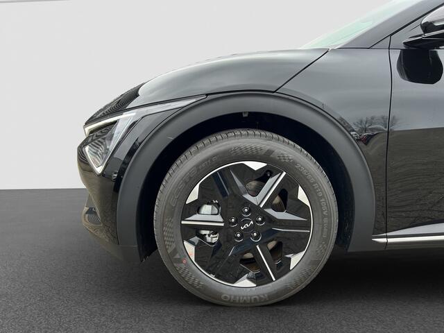 KIA EV6 Light Edition 63 kWh *Nieuw Model* | Stoelverwarming | Stuurverwarming | Achteruitrijcamera