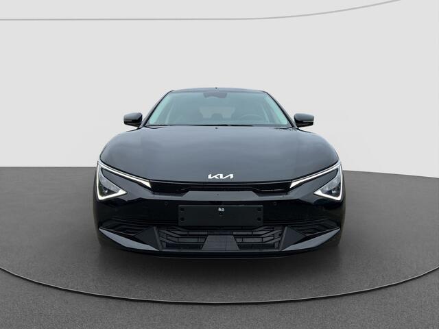 KIA EV6 Light Edition 63 kWh | NIEUWE AUTO | READY2GO! | Leder | Navigatie | Apple Carplay / Android Auto |