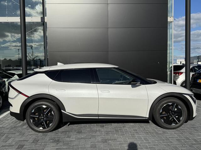 KIA EV6 Light Edition 63 kWh Lease vanaf ¤599,- p/m! | VOORRAAD ACTIE | Camera | Keyless | Stoelverwarming