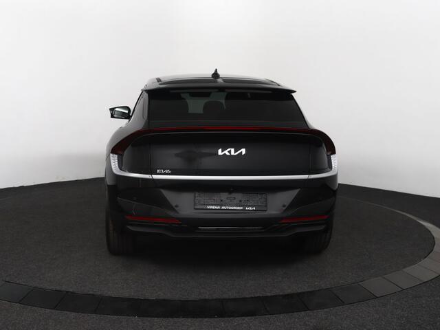 KIA EV6 Air 84 kWh ¤ 2.000 Inruilpremie - Voorstoelen verwarmd - Parkeerhulp voor & achter - Apple Carplay/Android Auto Direct Leverbaar!