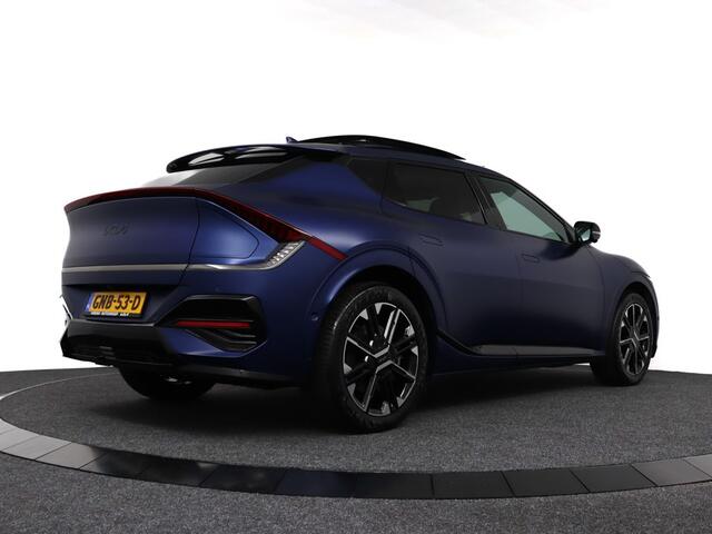 KIA EV6 GT-Line 84 kWh - *DEMO* - Schuif-/kanteldak - Stoel-/stuurverwarming - Navigatie - Apple CarPlay/Android Auto - Fabrieksgarantie tot 09-2031