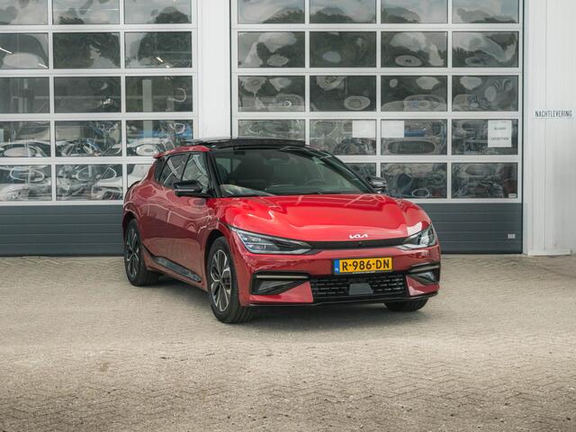 KIA EV6 GT-Line 77.4 kWh schuifkanteldak l Steoverwarming en stoel ventilatie l Meridian soundsysteem