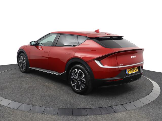 KIA EV6 58 kWh Light Edition - SOH 97,6% - Stoelverwarming - Navigatie - LED koplampen - Privacy Glass - Fabrieksgarantie tot 04-2029