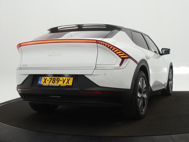 KIA EV6 Light 58 kWh - SOH 98,9% - Navigatie - Apple Carplay/Android Auto - Climate Control - Privacy Glass - Fabrieksgarantie tot 02-2031