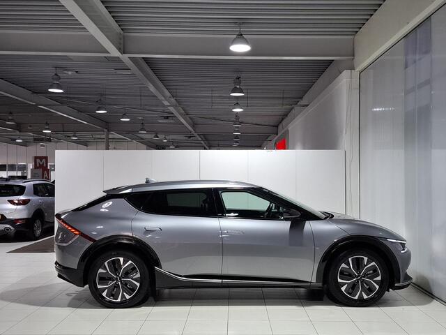 KIA EV6 Plus 77.4 kWh Trekhaak, Btw auto, NL auto, Apple Carplay/Android Auto, Navigatie, Stoel en stuur verwarming.