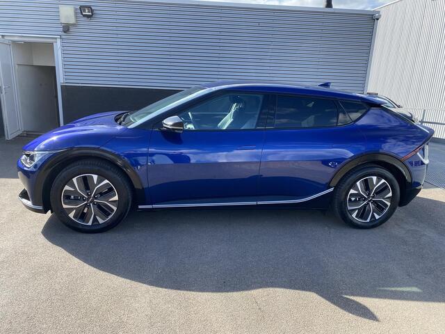 KIA EV6 Plus 77.4 kWh Trekhaak 13-polig, stoel ventilatie, stuur- & stoelverwarming, achterbank verwarmd, parkeersensoren, adaptieve cruise control, navigatie Apple CarPlay/Android Auto