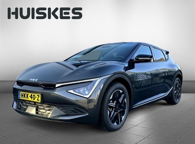 KIA EV6 Light Edition 63 kWh | Navi | Stoel-/stuurverwarming | Carplay