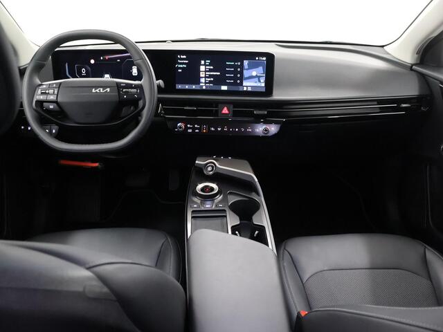 KIA EV6 Light Edition 63 kWh | Parkeercamera | Keyless Entry | Stoelverwarming | Apple Carplay | Android Auto |