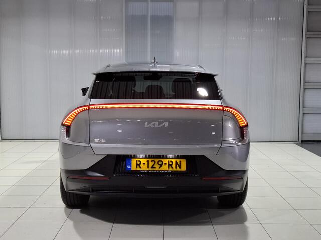 KIA EV6 Air 58 kWh NL Auto, Stoel en Stuur verwarming, Apple Carplay/Android Auto, Navigatie, Camera.