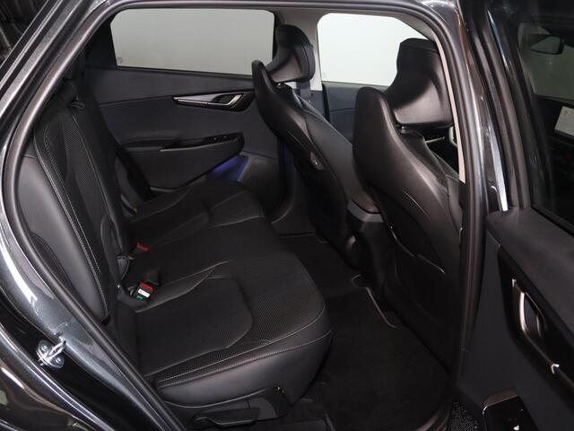 KIA EV6 Plus 84 kWh l | Stoelventilatie | Achteruitrijcamera | Elektrisch verstelbare voorstoelen | Dodehoekassistentie | Stoelverwarming achter |