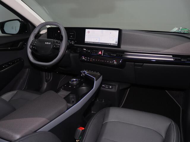 KIA EV6 Plus 84 kWh l | Stoelventilatie | Achteruitrijcamera | Elektrisch verstelbare voorstoelen | Dodehoekassistentie | Stoelverwarming achter |