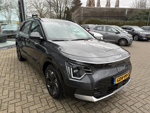 KIA Niro Edition Advanced 64.8 kWh 204pk *DIT JAAR NOG 2000 EURO SUBSIDIE