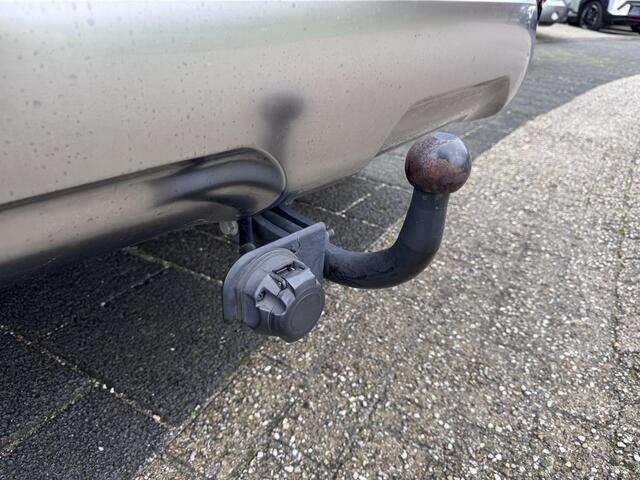 KIA Niro 1.6 GDi Hybrid DynamicLine | KM-Stand kan Oplopen | Trekhaak | Keyless Start/Entry | Navigatie | Sensoren Camera | Enz...