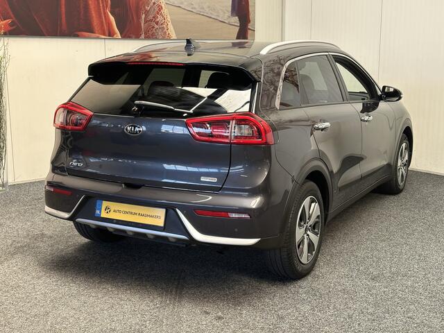 KIA Niro 1.6 GDi Hybrid DynamicLine STOF/LEDER NAVIGATIE ADAPTIVE CRUISE CONTROL CLIMATE CONTROL KEYLESS GO APPLE CARPLAY/ANDROID RIJSTROOKSENSOREN ACHTERUITRIJCAMERA ZEER MOOI !! 3010