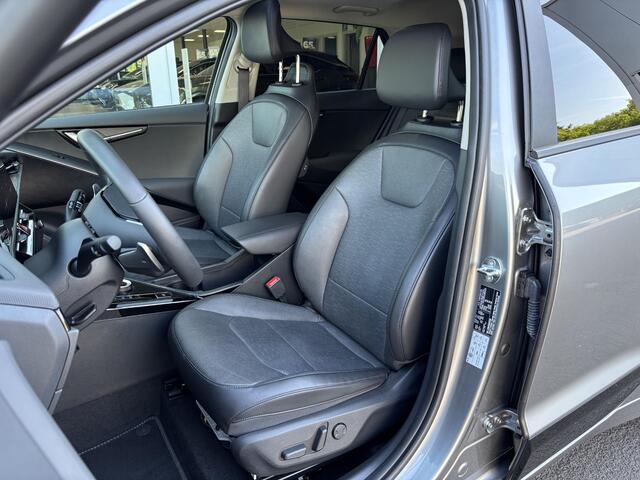 KIA Niro 1.6 GDi Hybrid ExecutiveLine | Elektr. Schuif-/Kanteldak | Stuur/Stoelverwarming- & verkoeling | Navigatie | HUD | Dodehoek detectie | Parkeersensoren |