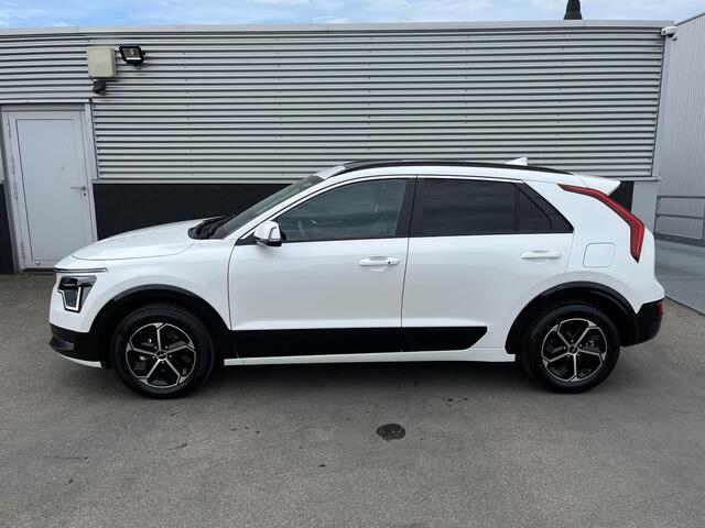 KIA Niro 1.6 GDi Hybrid DynamicPlusLine ¤4396 Voordeel! ACTIEPRIJS! Direct & Nieuw uit voorraad leverbaar. Meerdere kleuren snel leverbaar