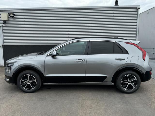 KIA Niro 1.6 GDi Hybrid DynamicPlusLine ¤4396 Voordeel! ACTIEPRIJS! Direct & Nieuw uit voorraad leverbaar. Meerdere kleuren snel leverbaar