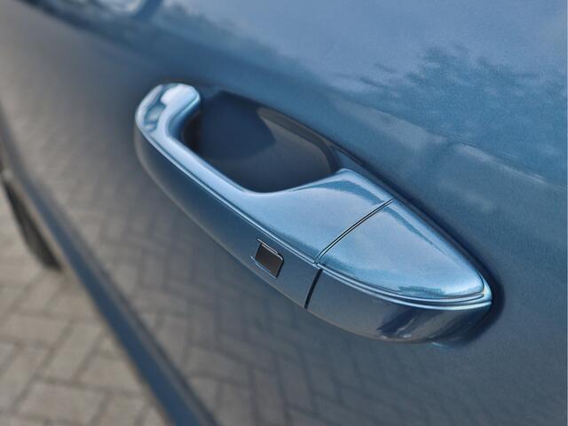 KIA Niro 1.6 GDi Hybrid DynamicLine Nieuw uit voorraad leverbaar met tot 10jr. Garantie!