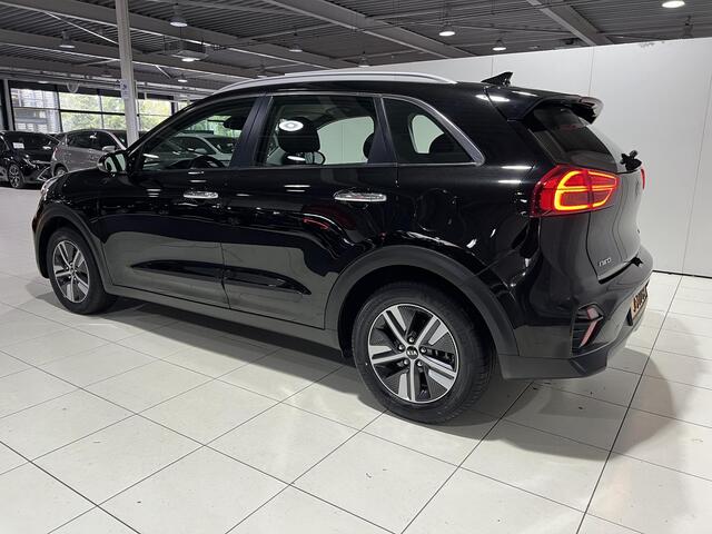 KIA Niro 1.6 GDi Hybrid DynamicLine Apple Carplay/Android Auto, Navigatie, Camera.