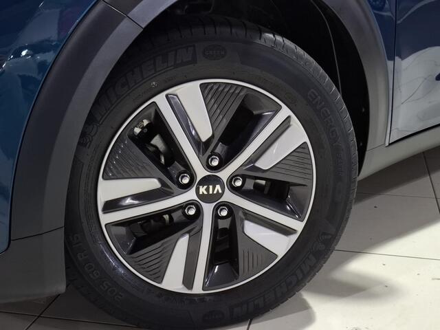 KIA Niro 1.6 GDi Hybrid DynamicLine Apple Carplay/Android Auto, Navigatie, Camera.