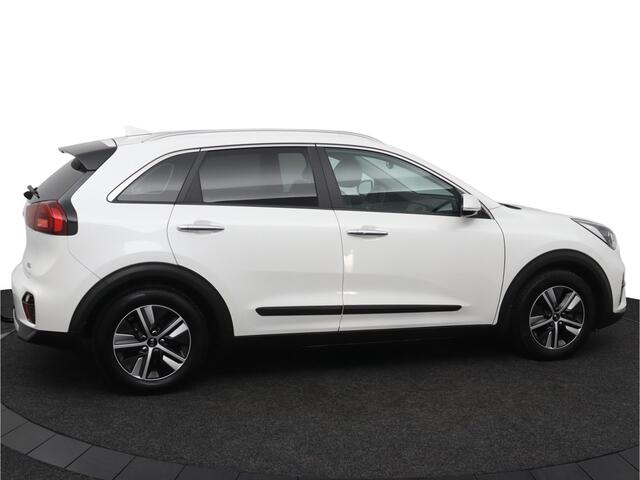 KIA Niro 1.6 GDi Hybrid DynamicLine - Trekhaak - Privacy Glas - Led verlichting - Navigatie - Achteruitrijcamera Fabrieksgarantie tot 10-2026
