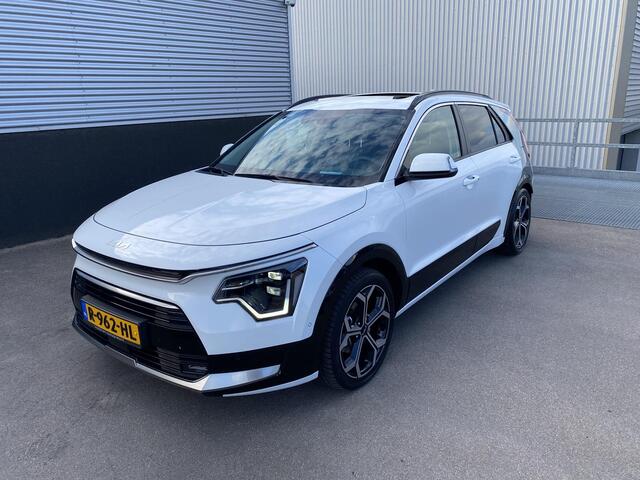 KIA Niro 1.6 GDi Hybrid Launch Edition Dealer onderhouden: Schuif-/kanteldak, trekhaak 13-polig, head-up display, stoelverwarming- & ventilatie, stuurverwarming, adaptieve cruise control, Apple CarPlay/Android Auto