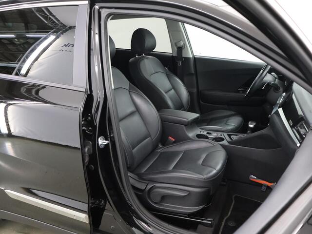 KIA Niro 1.6 GDi PHEV ExecutiveLine | Panoramadak | Lederen Bekleding | JBL Audio | Dodehoekdetectie | Stoel/Stuurwielverwarming | Stoelventilatie | Elektrisch bedienbare bestuurdersstoel met geheugenfunctie