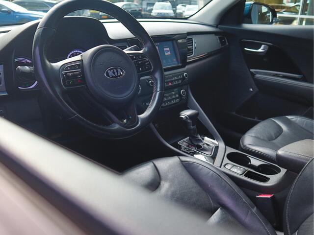 KIA Niro 1.6 GDi Hybrid ExecutiveLine | camera | Navigatie | Leder | Stoelverwarming/Verkoeling | Afneembare Trekhaak |