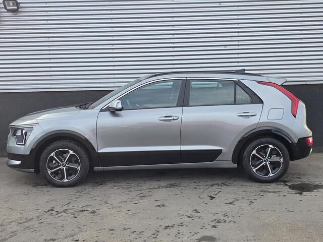 KIA Niro 1.6 GDi Hybrid DynamicLine Trekhaak, navigatie Apple CarPlay/Android Auto, NL-AUTO! parkeersensoren v&a, achteruitrij camera, adaptieve cruise control, BTW-auto