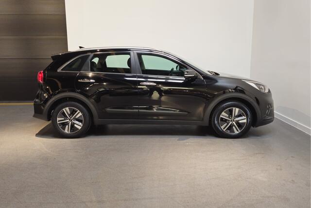 KIA Niro 1.6 GDi Hybrid DynamicLine - Adaptive Cruise - Apple Carplay/Android Auto - Camera - Halfleder