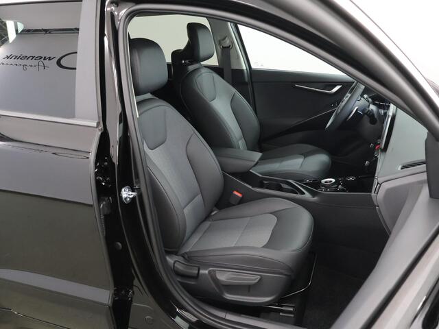 KIA Niro 1.6 GDi PHEV DynamicPlusLine Edition | 18" lichtmetalen velgen | Elektrisch verstelbare bestuurdersstoel | Stoel/Stuurwielverwarming | LED Koplampen | Elektrisch bedienbare achterklep |