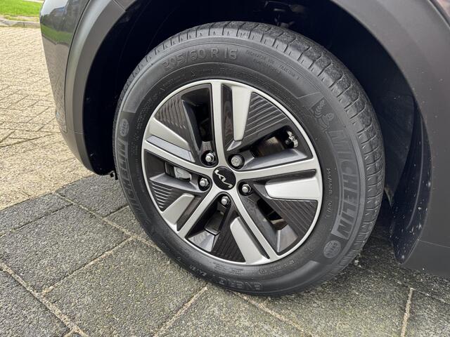 KIA Niro 1.6 GDi Hybrid ExecutiveLine | Eerste Eigenaar | Schuif/Kanteldak | Stoelverwarming/Ventilatie | Lederen Bekleding | Elek. Stoelen | Enz...