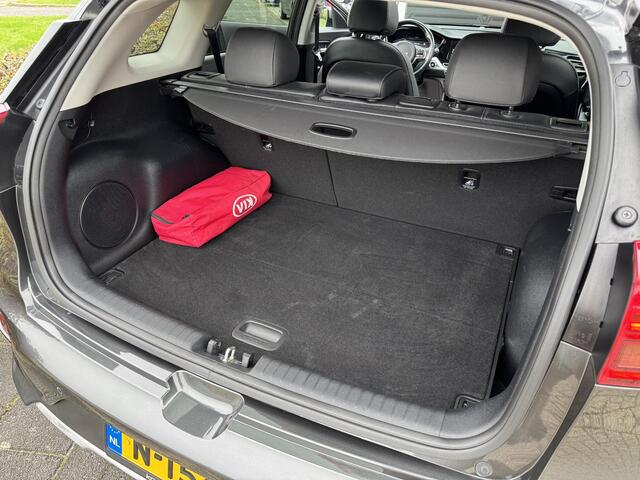 KIA Niro 1.6 GDi Hybrid ExecutiveLine | Eerste Eigenaar | Schuif/Kanteldak | Stoelverwarming/Ventilatie | Lederen Bekleding | Elek. Stoelen | Enz...