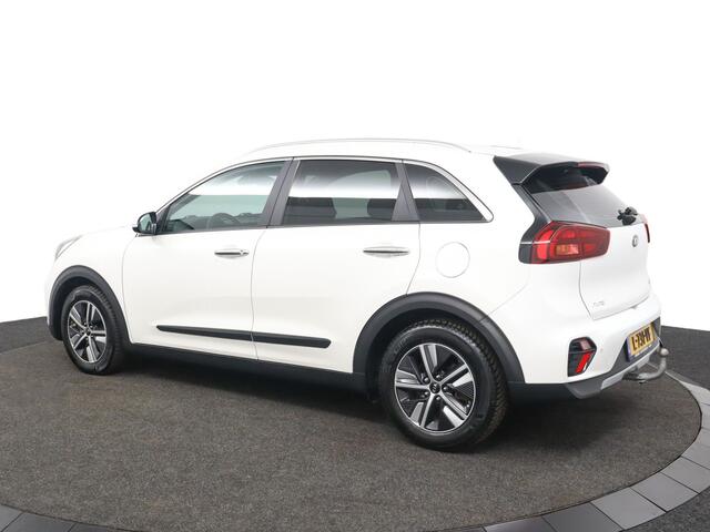KIA Niro 1.6 GDi Hybrid Dynamicline Edition - Glazen Schuif-/kanteldak - Navigatie - Apple Carplay/Android Auto - Climate Control - Trekhaak - Privacy Glas Achter - Led Verlichting - Parkeersensoren voor en achter - Dealer Onderhouden - Fabrieksgarantie tot 2028