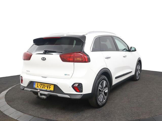 KIA Niro 1.6 GDi Hybrid Dynamicline Edition - Glazen Schuif-/kanteldak - Navigatie - Apple Carplay/Android Auto - Climate Control - Trekhaak - Privacy Glas Achter - Led Verlichting - Parkeersensoren voor en achter - Dealer Onderhouden - Fabrieksgarantie tot 2028