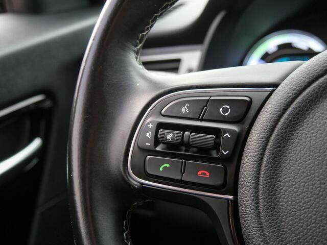KIA Niro 1.6 GDi Hybrid DynamicLine | TREKHAAK | CAMERA | CARPLAY |