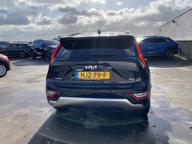 KIA Niro 1.6 GDi Hybrid DynamicPlusLine Schuif-/kanteldak, dodehoek detectie, parkeersensoren v&a, stoel- & stuurwiel verwarming, navigatie, Apple CarPlay/Android Auto, achteruitrij camera