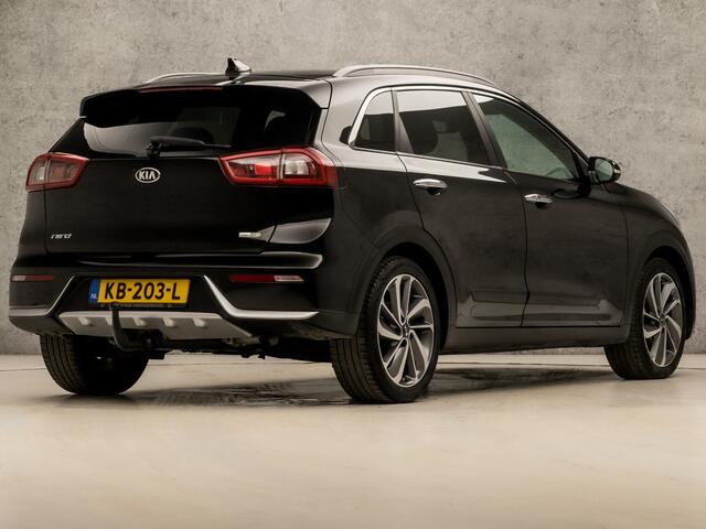 KIA Niro 1.6 GDi Hybrid Sport 142Pk Automaat (APPLE CARPLAY, NAVIGATIE, LEDEREN SPORTSTOELEN, STUUR/STOELVERWARMING, CAMERA, ADAPTIVE CRUISE, STOELKOELING, KEYLESS, TREKHAAK, NIEUWE APK, NIEUWSTAAT)